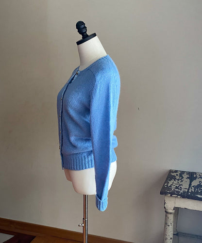 Vintage 70’s cornflower blue Shetland wool cardigan Deans of Scotland // 37” bust