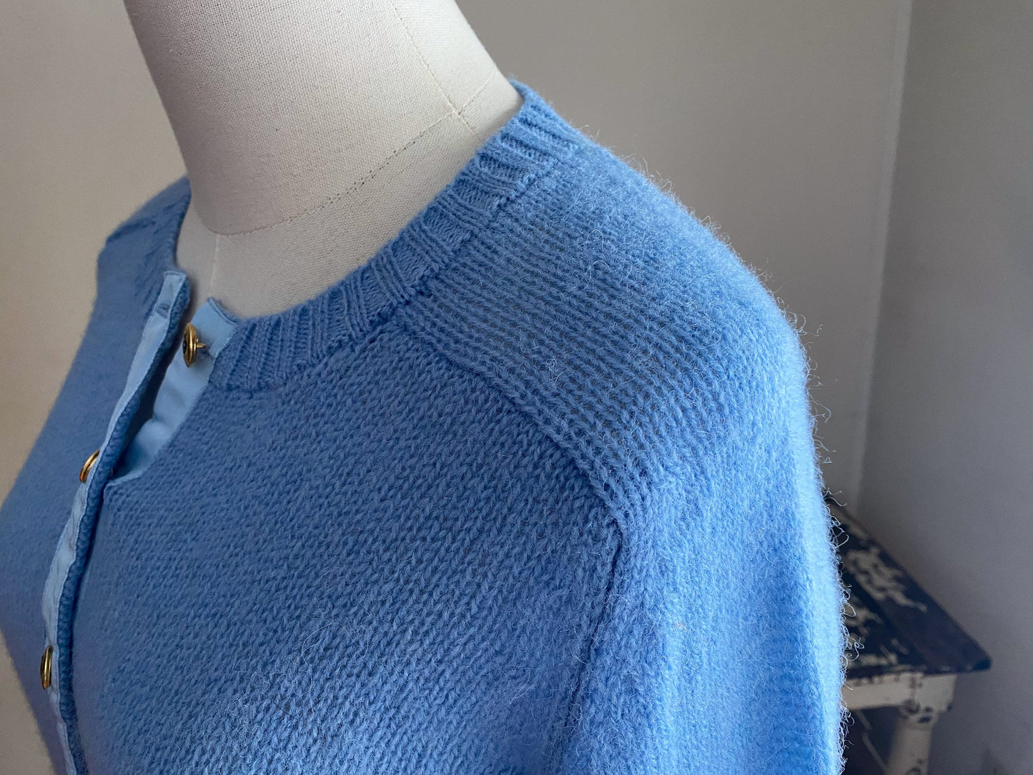 Vintage 70’s cornflower blue Shetland wool cardigan Deans of Scotland // 37” bust