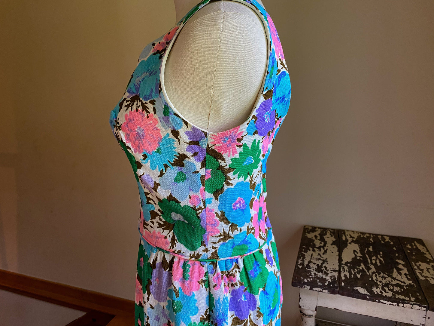 Vintage 60’s linen evening dress formal party maxi turquoise pink lilac floral print // 29” waist