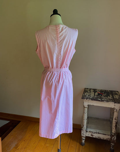 Vintage 60’s summer day dress pink white gingham shift // 41” bust