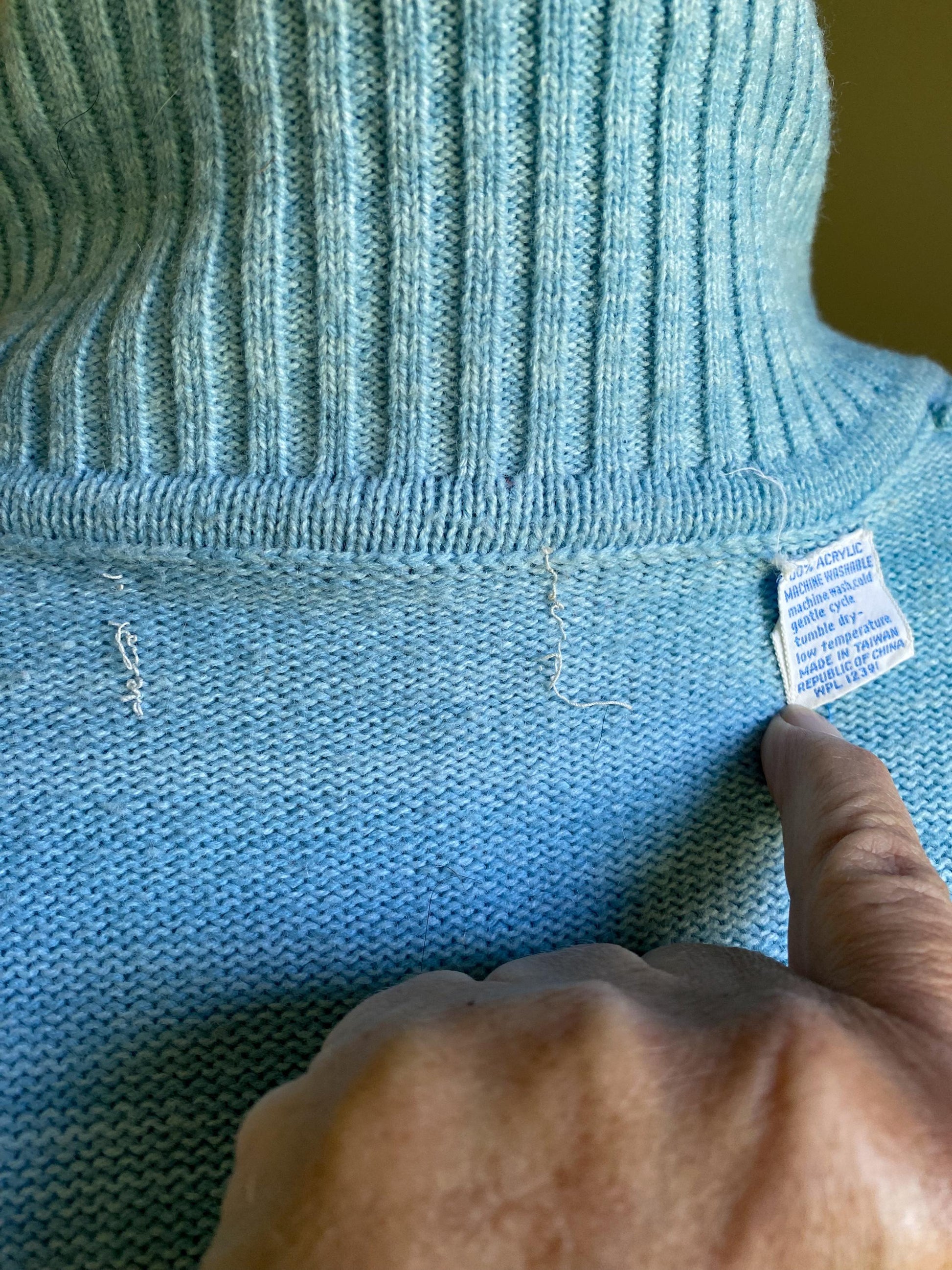 Vintage 70’s long cardigan baby blue ribbed sweater POCKETS! // 39” bust