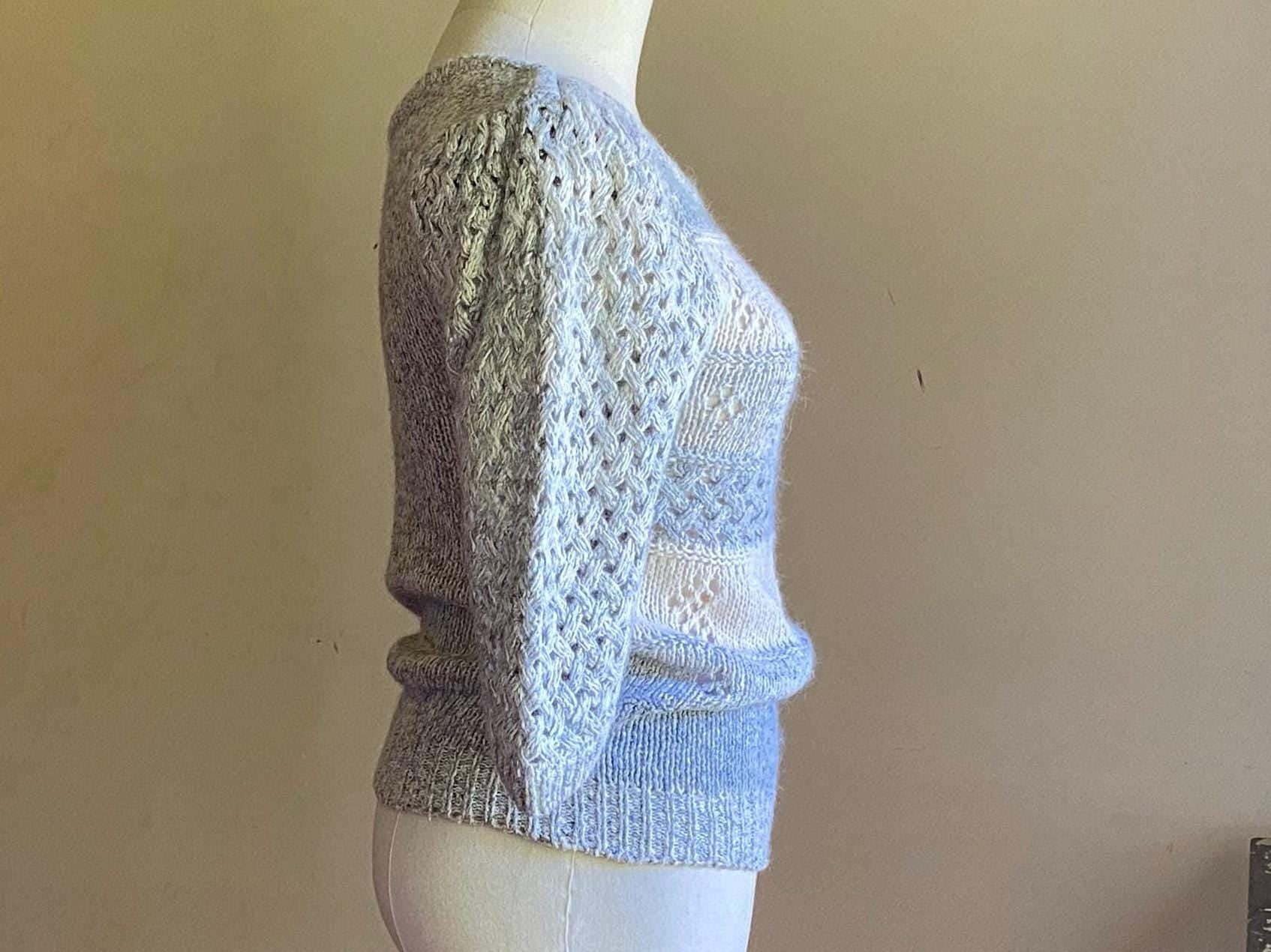 Vintage 80’s angora sweater gray & white lacy crochet puff sleeves // 33” bust