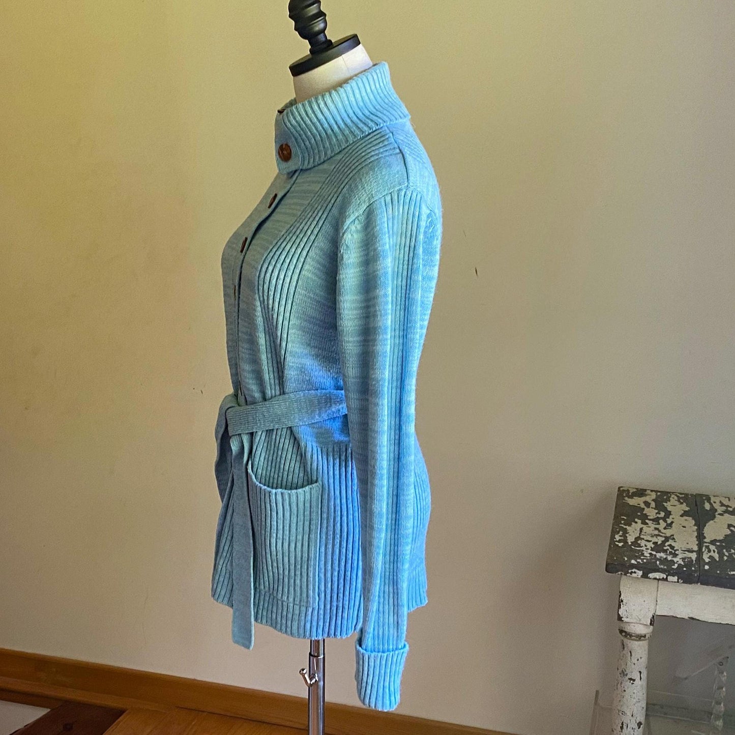 Vintage 70’s long cardigan baby blue ribbed sweater POCKETS! // 39” bust