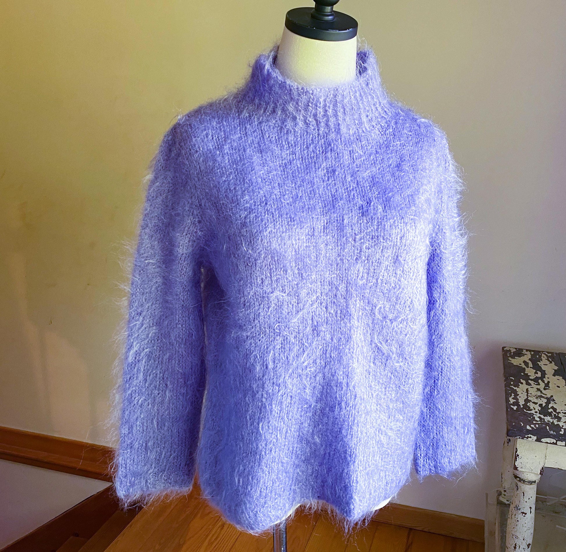 Vintage lilac mohair sweater lavender funnel neck turtleneck // 40” bust