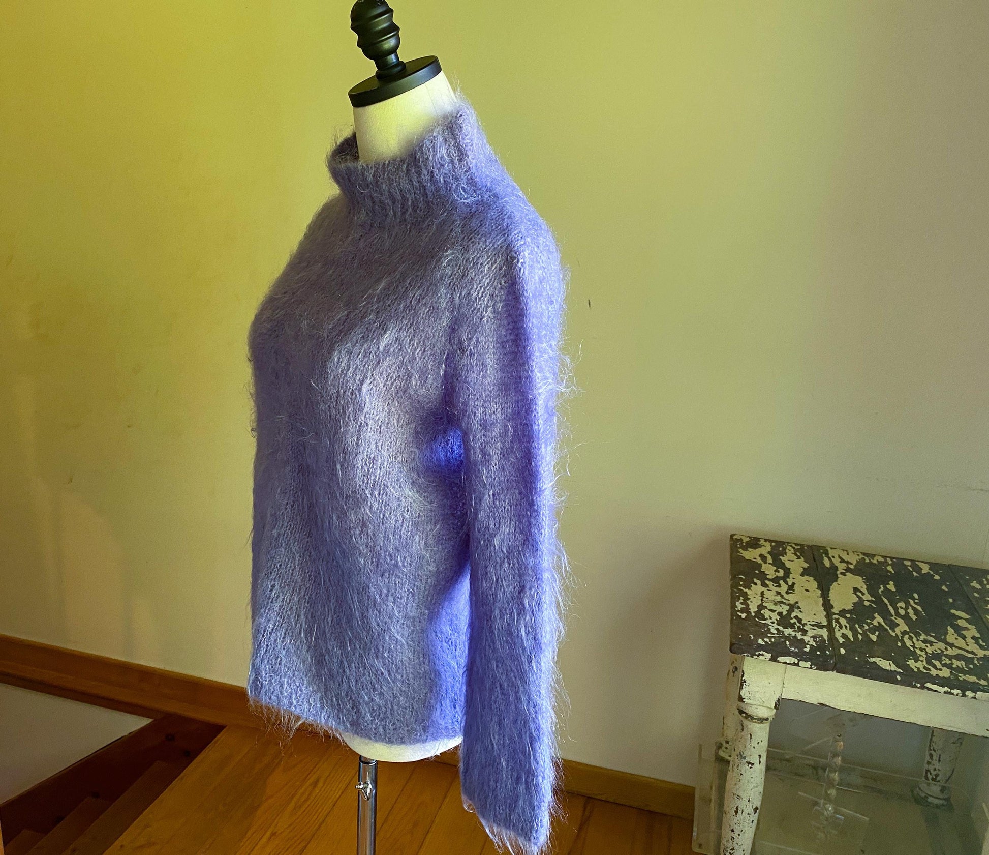 Vintage lilac mohair sweater lavender funnel neck turtleneck // 40” bust