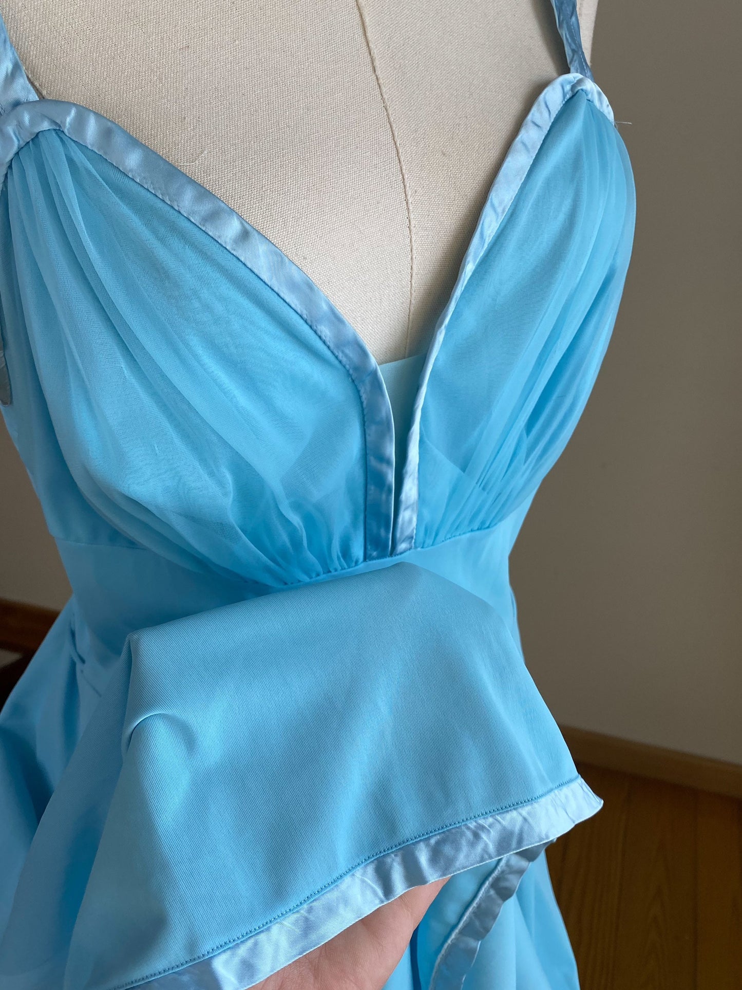 Vintage 1960’s nightie nightgown slip dress Grecian baby blue Artemis // 31” waist