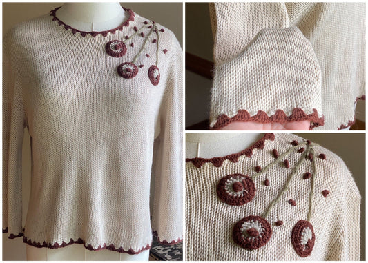 Vintage 1950’s sweater beige lightweight pullover stylized applied flowers Carol Brent // 40” bust