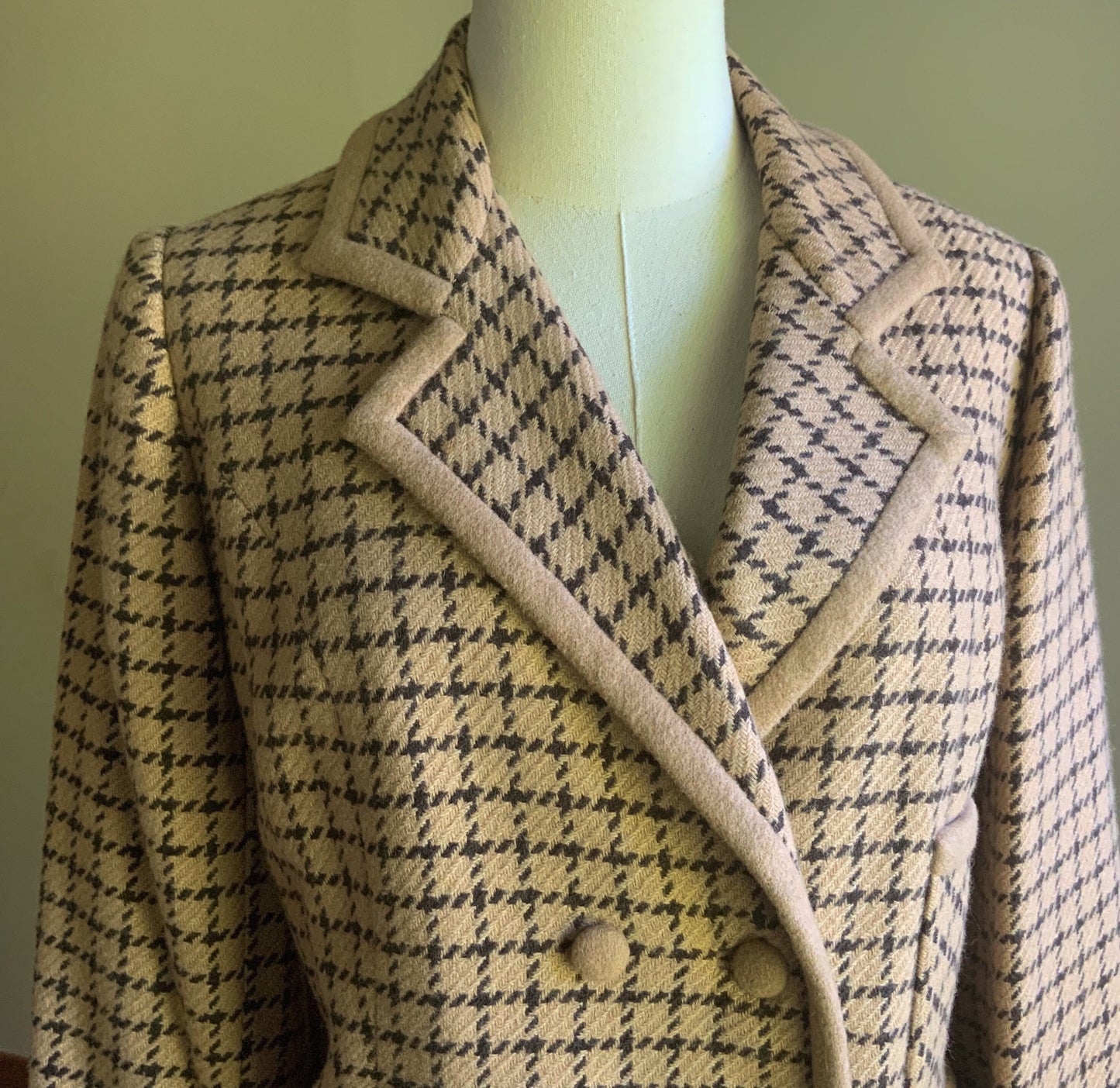 Vintage 70’s camel hair blazer double breasted brown check // 40” bust