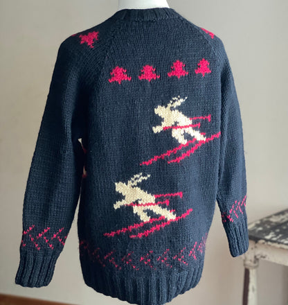 Vintage 1970’S wool ski sweater hand knit downhill skiers black red ivory chunky // S M