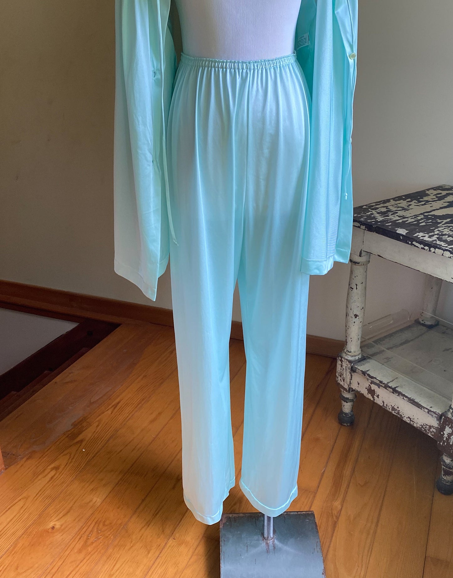 Vintage 70’s pajamas aqua blue nylon lace & embroidery Lorraine // 24 - 34” waist